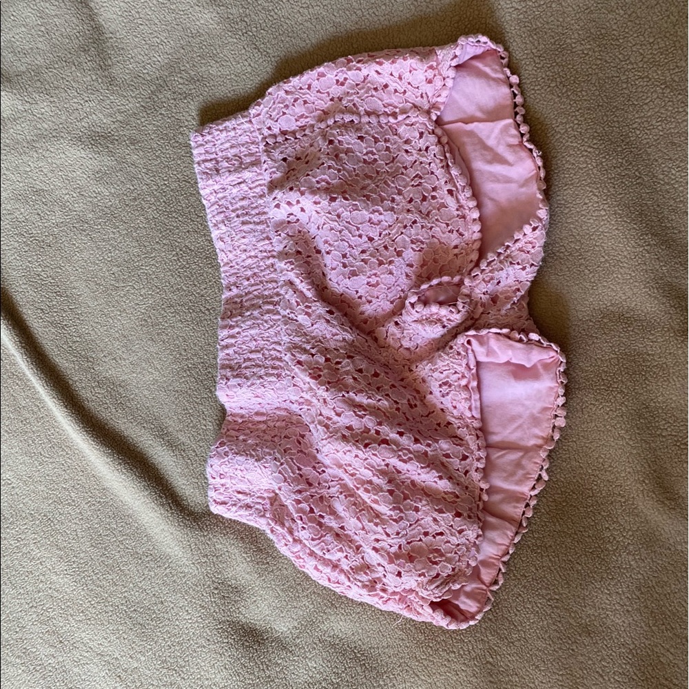 Shorty shorts